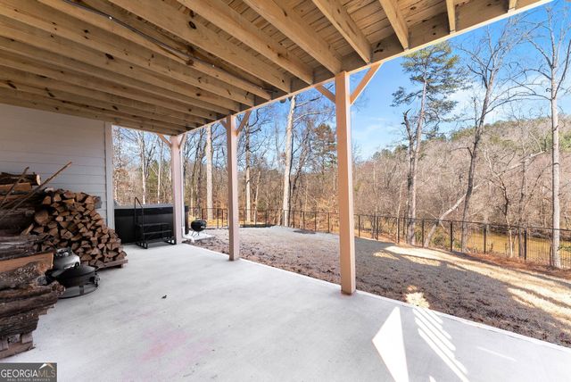 434 Riverbend Lane, Bogart, GA 30622