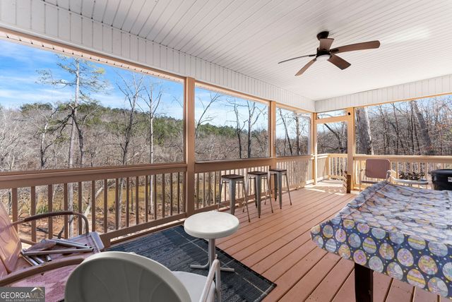 434 Riverbend Lane, Bogart, GA 30622