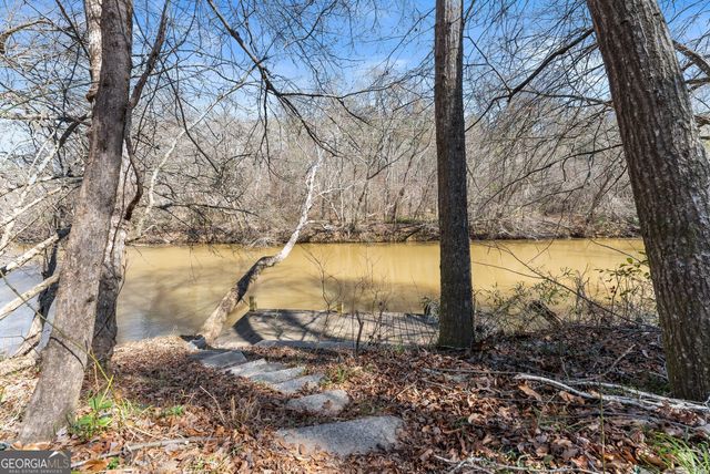 434 Riverbend Lane, Bogart, GA 30622