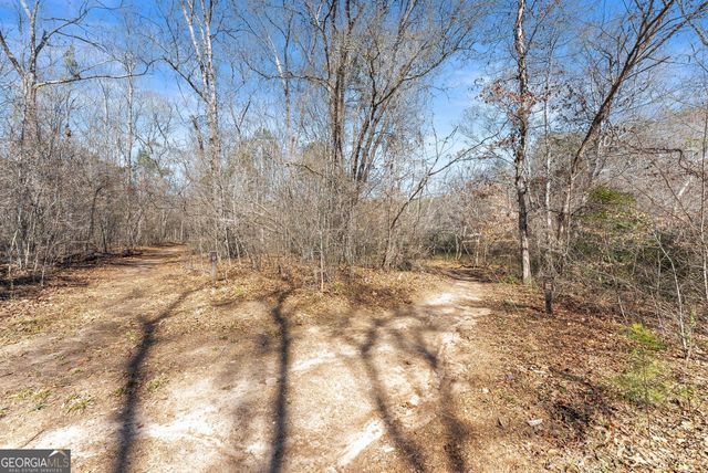 434 Riverbend Lane, Bogart, GA 30622