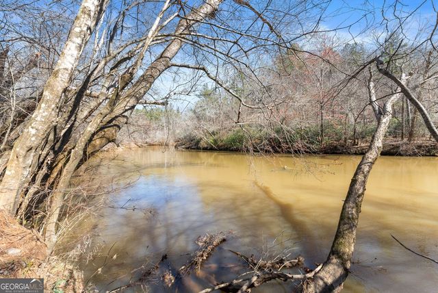 434 Riverbend Lane, Bogart, GA 30622