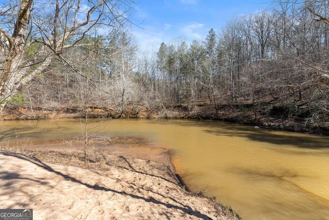 434 Riverbend Lane, Bogart, GA 30622