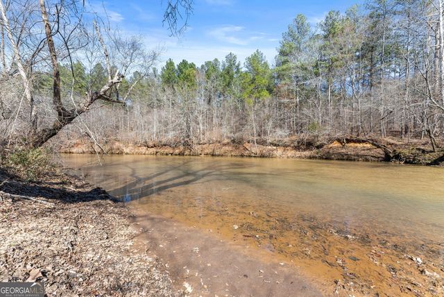 434 Riverbend Lane, Bogart, GA 30622