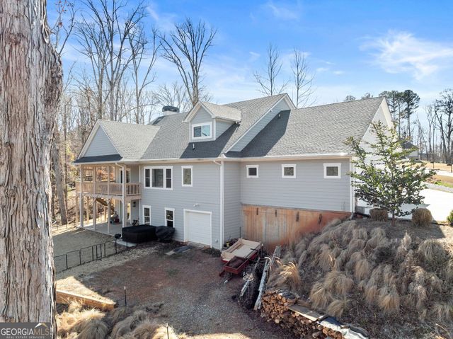 434 Riverbend Lane, Bogart, GA 30622