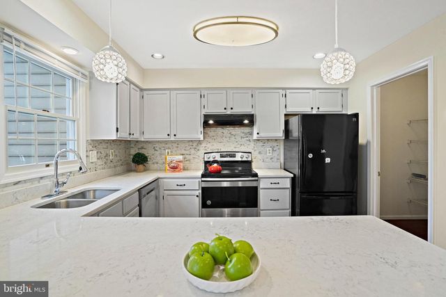 9216 BURLEY LN, Laurel, MD 20723