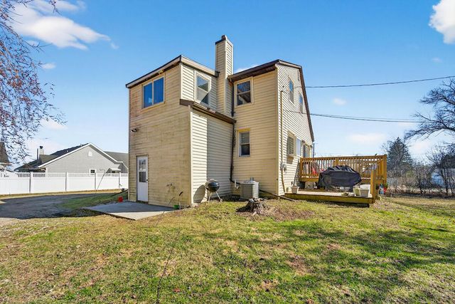 2024 W Grays LANE, Oak Creek, WI 53154