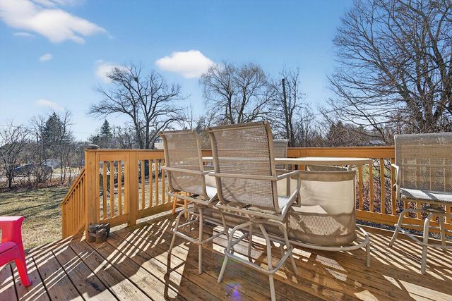 2024 W Grays LANE, Oak Creek, WI 53154