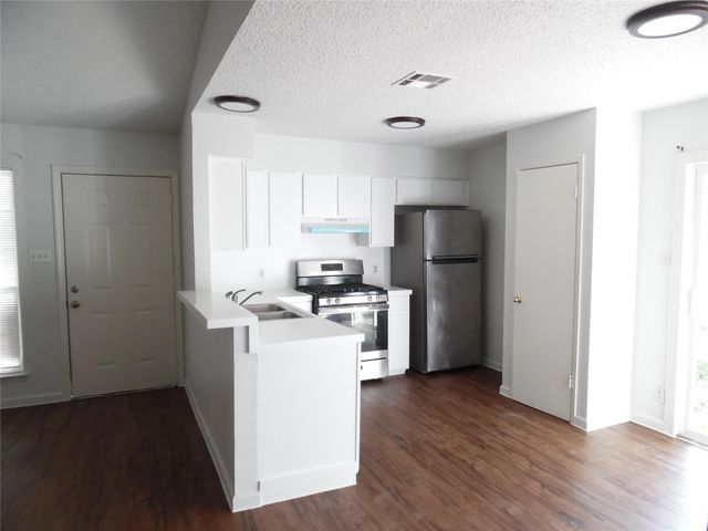 1926 Nicole CIR B, Round Rock, TX 78664