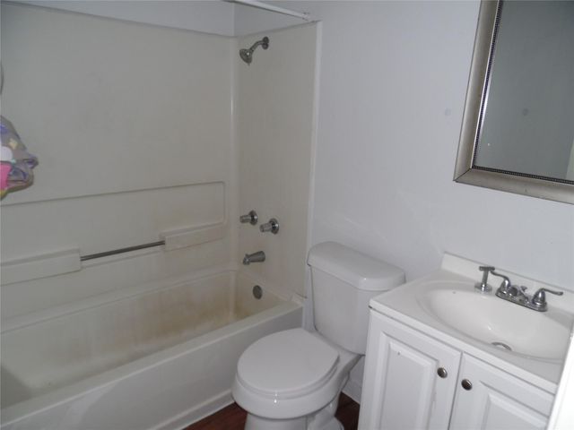 1926 Nicole CIR B, Round Rock, TX 78664