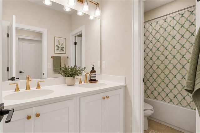 495 Ashbury Drive, Roswell, GA 30076