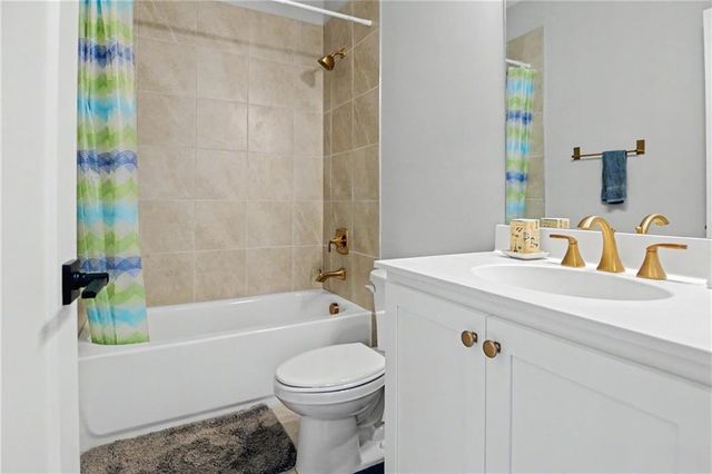 495 Ashbury Drive, Roswell, GA 30076