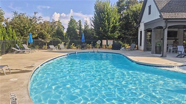 495 Ashbury Drive, Roswell, GA 30076