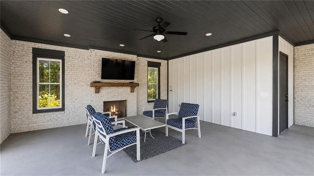 495 Ashbury Drive, Roswell, GA 30076