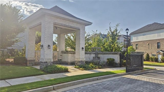 495 Ashbury Drive, Roswell, GA 30076