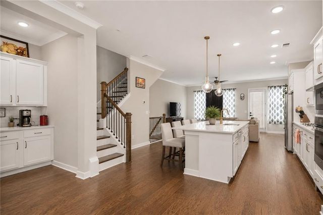 495 Ashbury Drive, Roswell, GA 30076