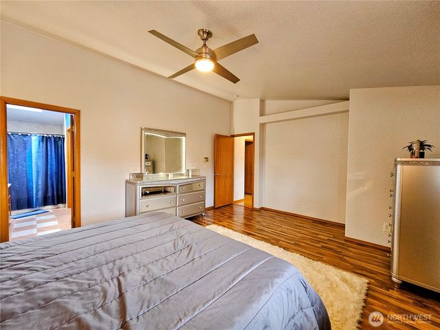 20414 2nd Avenue E, Spanaway, WA 98387