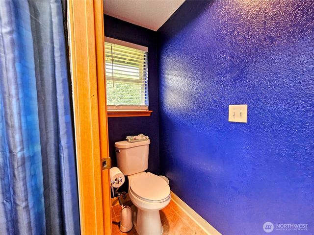 20414 2nd Avenue E, Spanaway, WA 98387