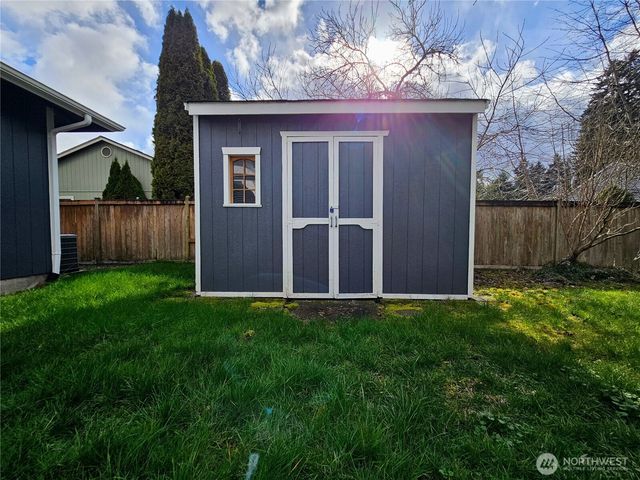 20414 2nd Avenue E, Spanaway, WA 98387