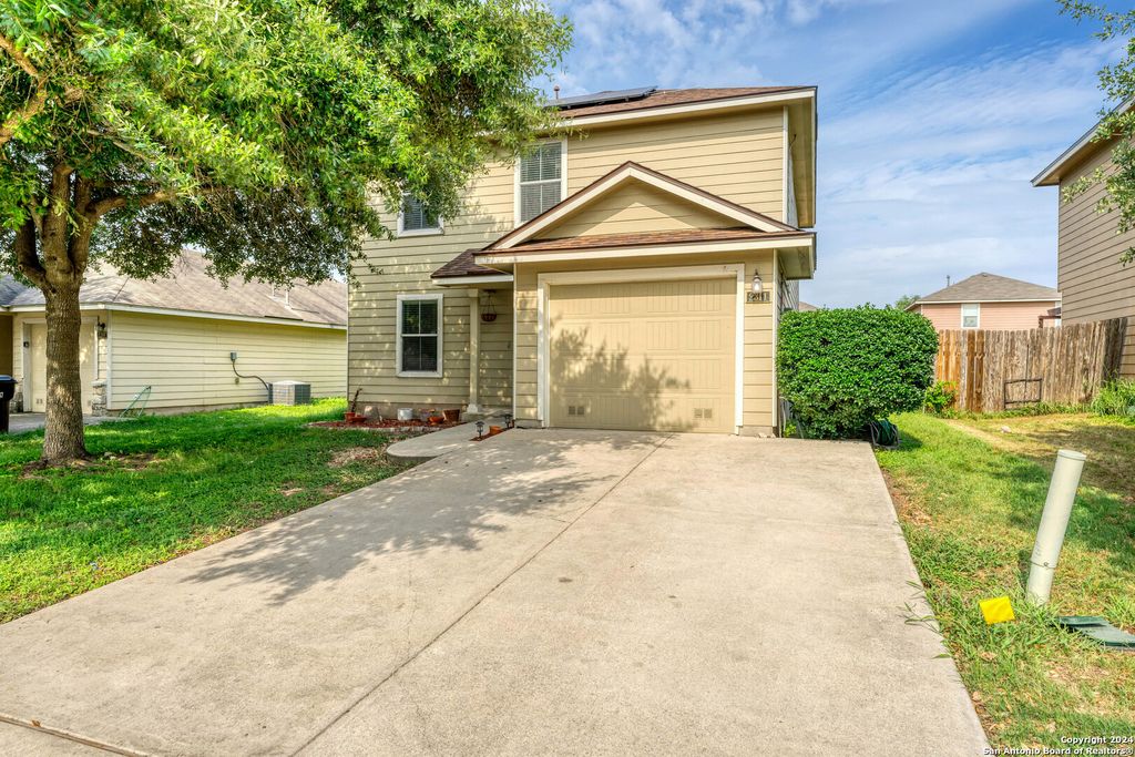 2311 Salmon Crk, Converse, TX 78109