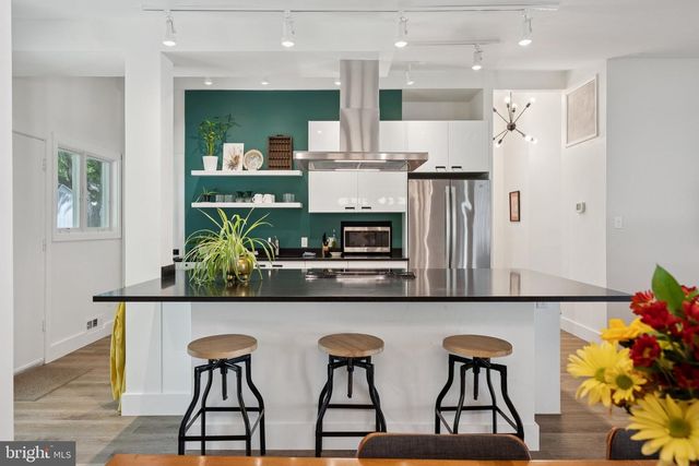 8611 CAMDEN ST, Alexandria, VA 22308