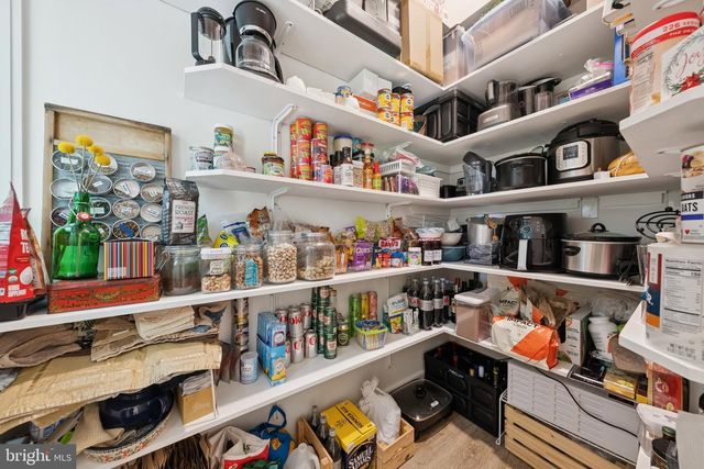 8611 CAMDEN ST, Alexandria, VA 22308