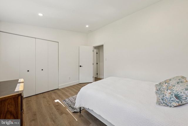 8611 CAMDEN ST, Alexandria, VA 22308