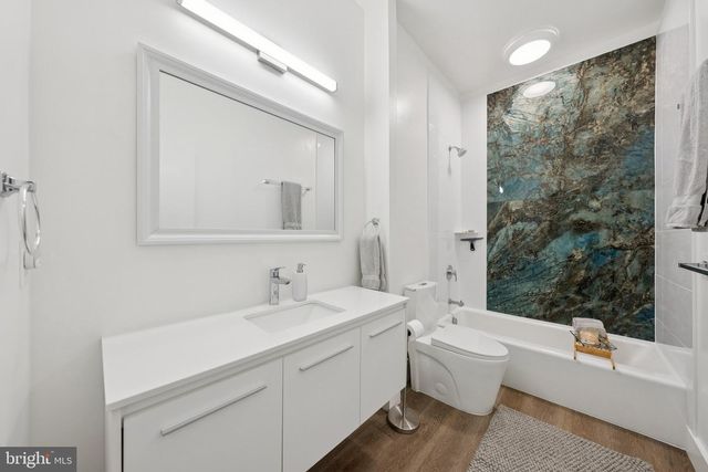 8611 CAMDEN ST, Alexandria, VA 22308