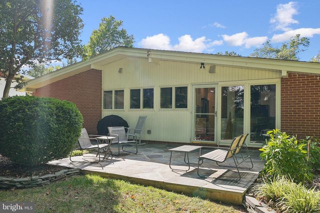 8611 CAMDEN ST, Alexandria, VA 22308