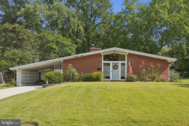 8611 CAMDEN ST, Alexandria, VA 22308