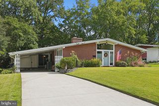 8611 CAMDEN ST, Alexandria, VA 22308