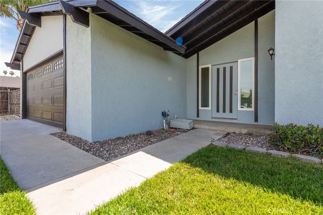6414 Foster Drive, Riverside, CA 92506