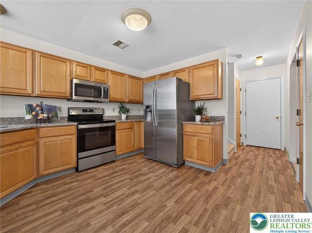 2886 Sequoia Drive, Lower Macungie Twp, PA 18062
