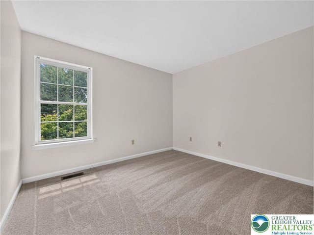 2886 Sequoia Drive, Lower Macungie Twp, PA 18062