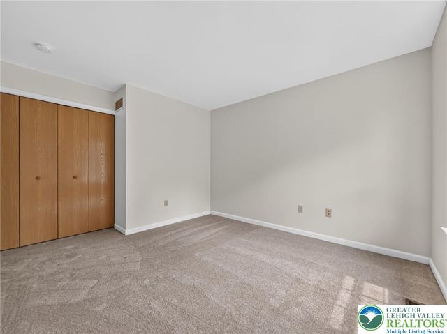 2886 Sequoia Drive, Lower Macungie Twp, PA 18062