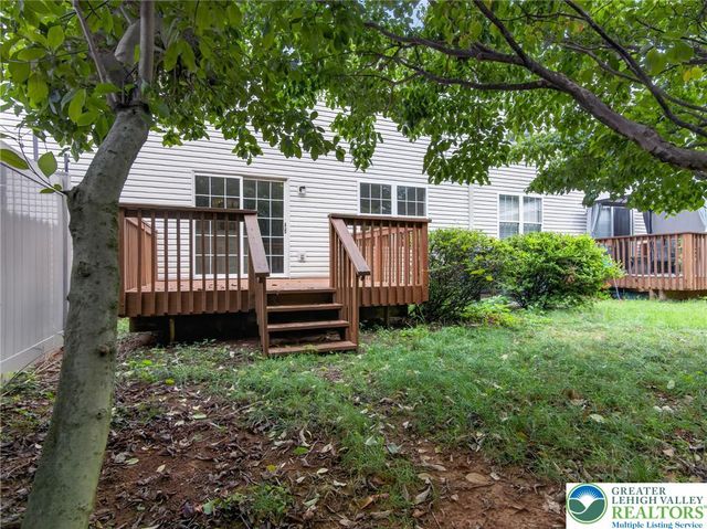 2886 Sequoia Drive, Lower Macungie Twp, PA 18062