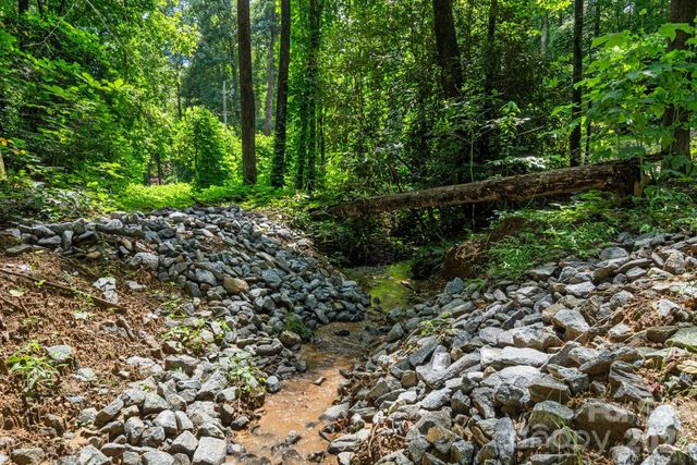 163 Camp Elliott Road, Black Mountain, NC 28711