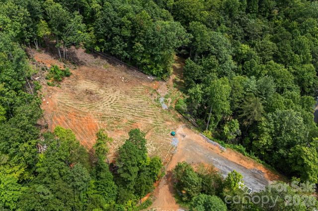 163 Camp Elliott Road, Black Mountain, NC 28711