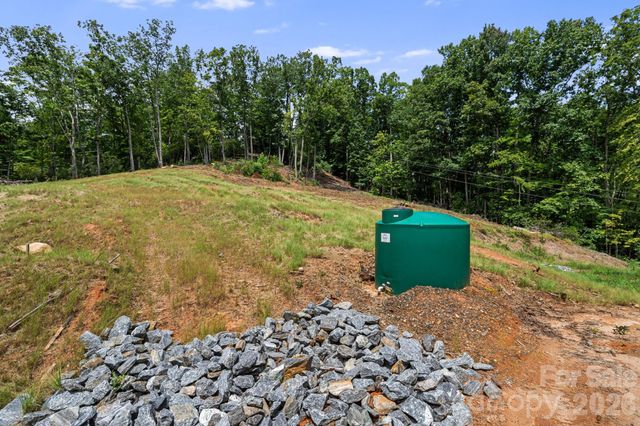 163 Camp Elliott Road, Black Mountain, NC 28711