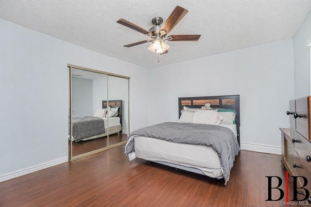 69 Crystal Avenue, Staten Island, NY 10302