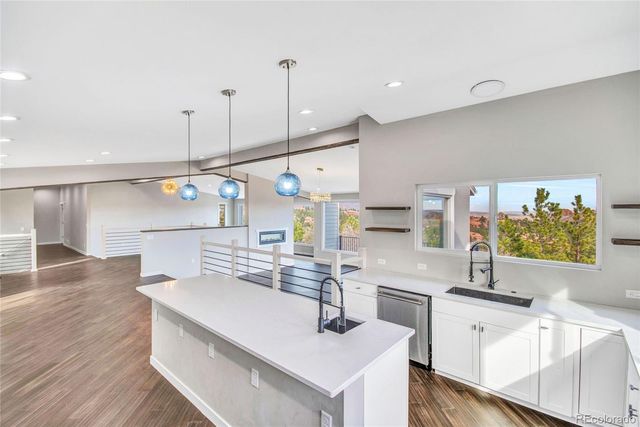 6943 Fox Circle, Larkspur, CO 80118