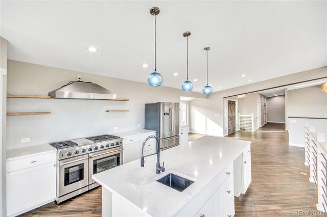 6943 Fox Circle, Larkspur, CO 80118