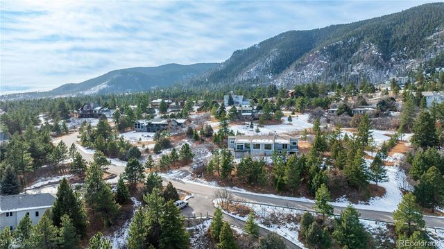 6943 Fox Circle, Larkspur, CO 80118