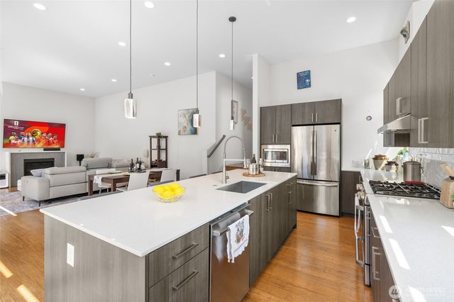 4042 Martin Luther King Jr Way S, Seattle, WA 98108