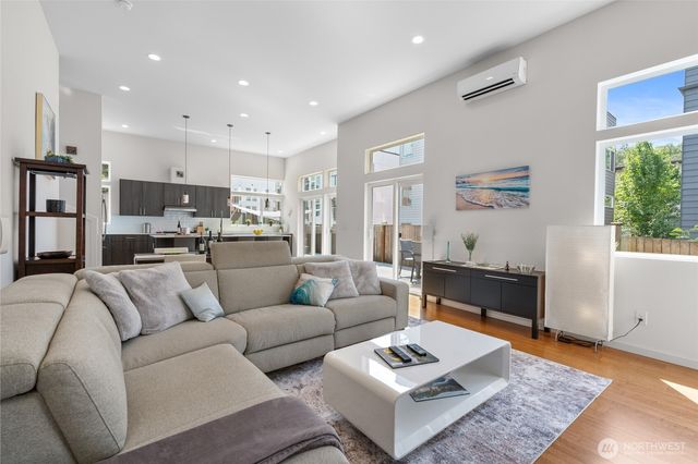 4042 Martin Luther King Jr Way S, Seattle, WA 98108