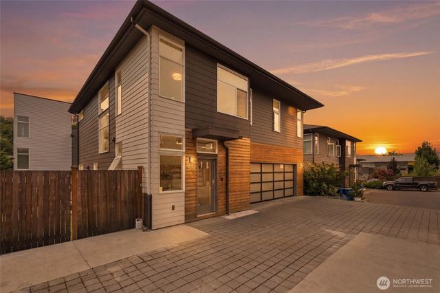 4042 Martin Luther King Jr Way S, Seattle, WA 98108