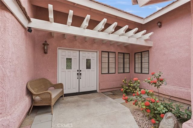 75100 La Sierra, Palm Desert, CA 92211