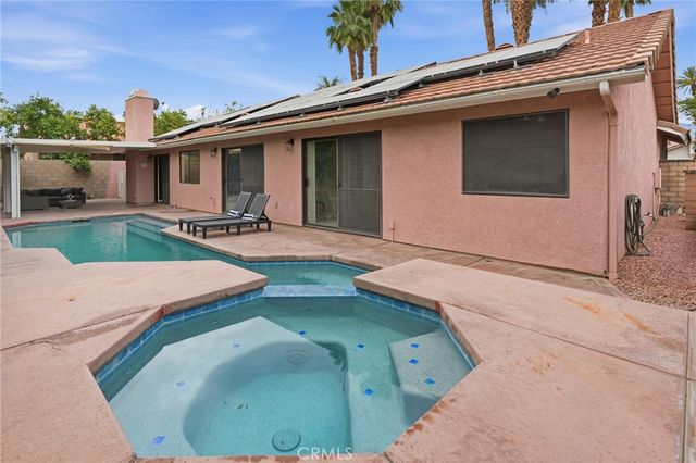 75100 La Sierra, Palm Desert, CA 92211