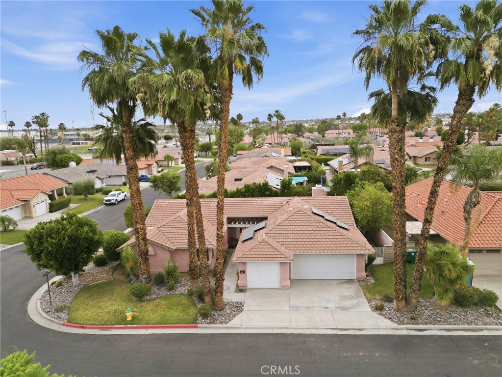 75100 La Sierra, Palm Desert, CA 92211