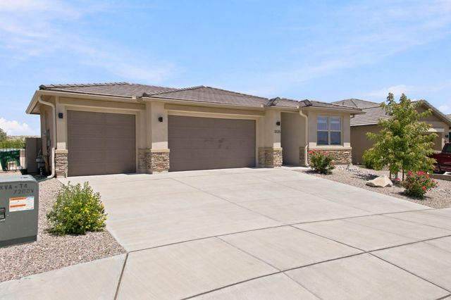 3335 Wolf Tail Loop NE, Rio Rancho, NM 87144