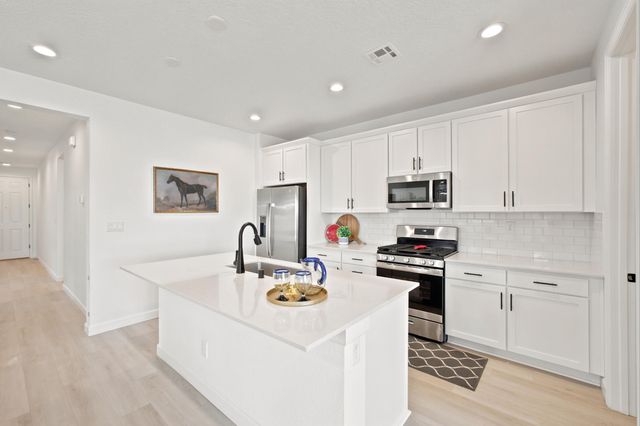 3335 Wolf Tail Loop NE, Rio Rancho, NM 87144